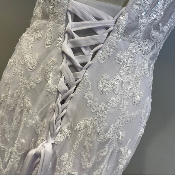 Elegant White Lace Women’s Dress