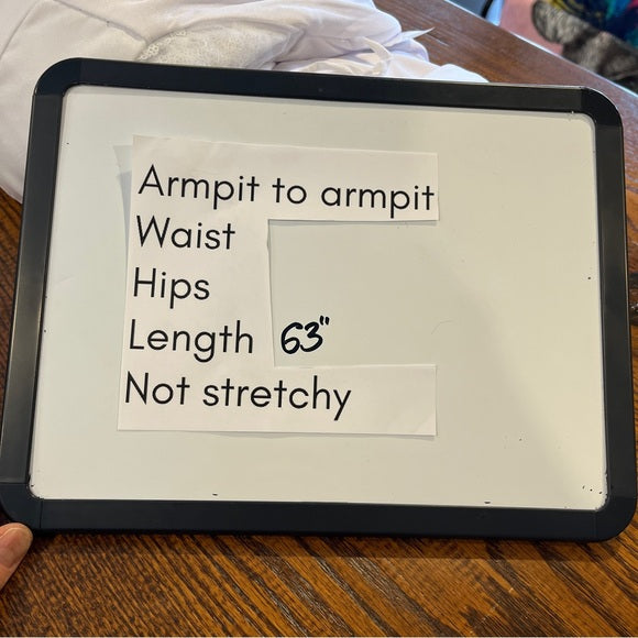 Elegant White Lace Women’s Dress